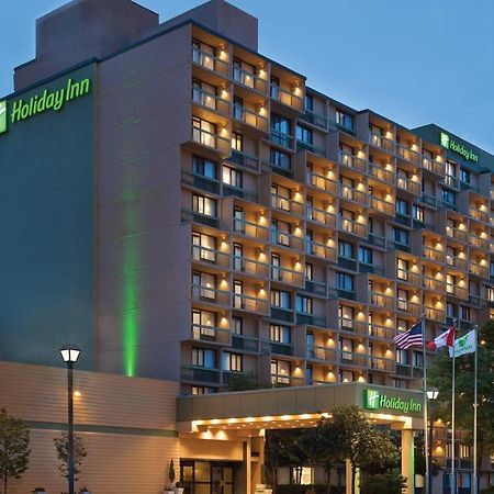 Holiday Inn Toronto - Yorkdale Exterior photo