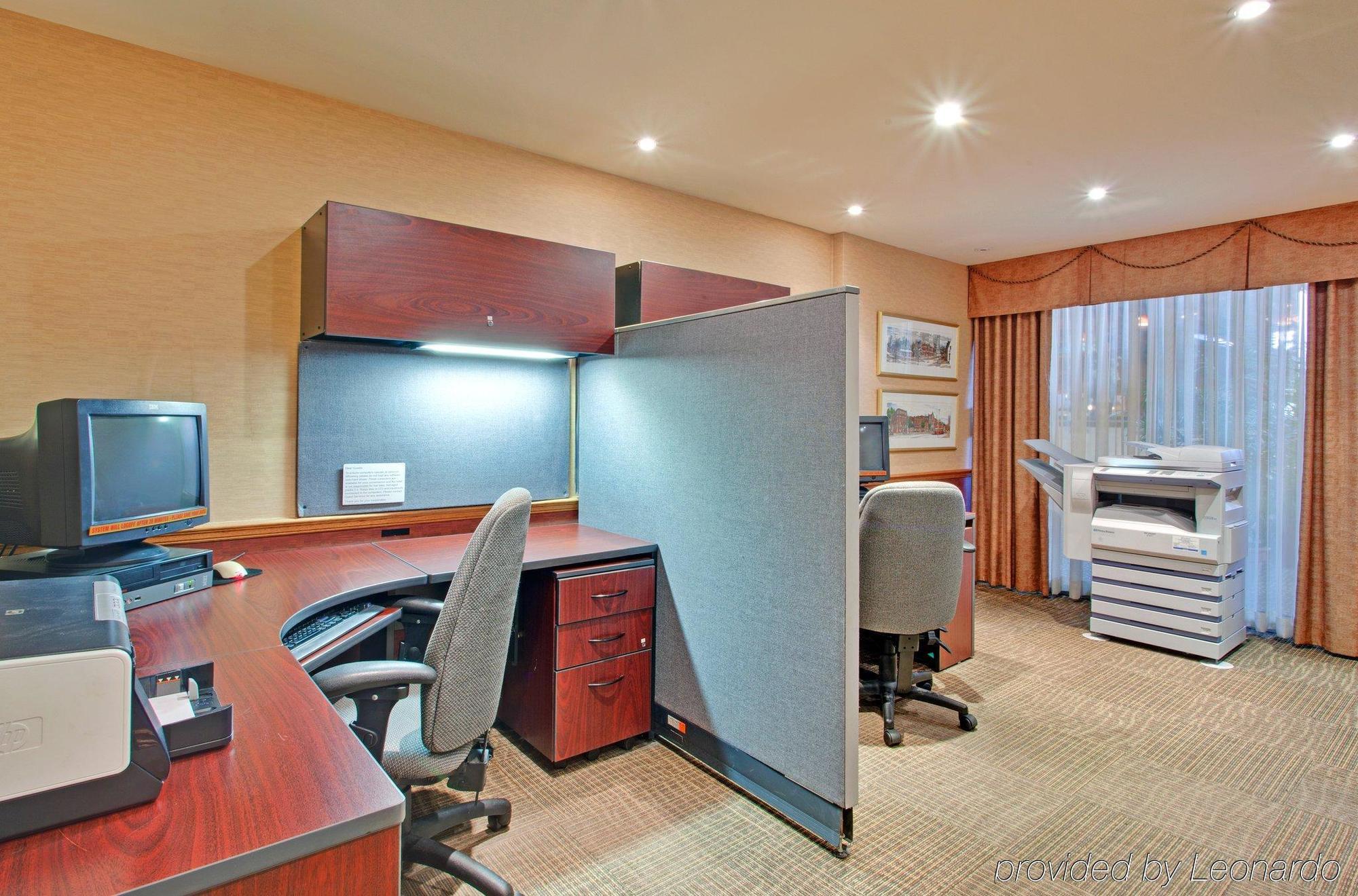 Holiday Inn Toronto - Yorkdale Facilities photo