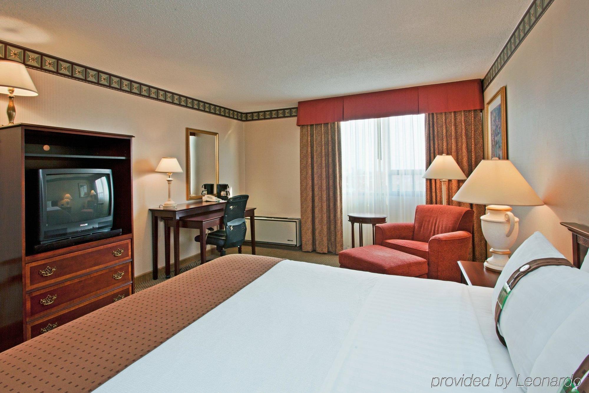 Holiday Inn Toronto - Yorkdale Room photo