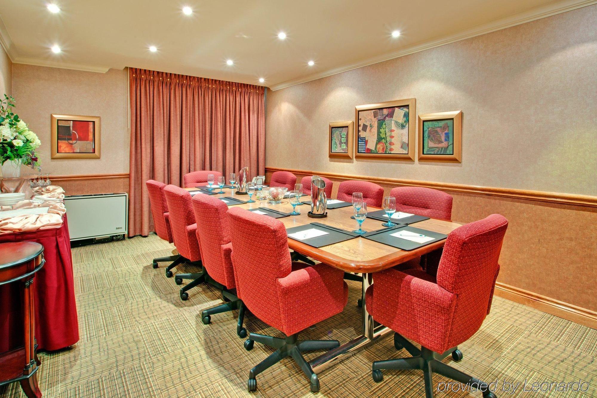 Holiday Inn Toronto - Yorkdale Facilities photo