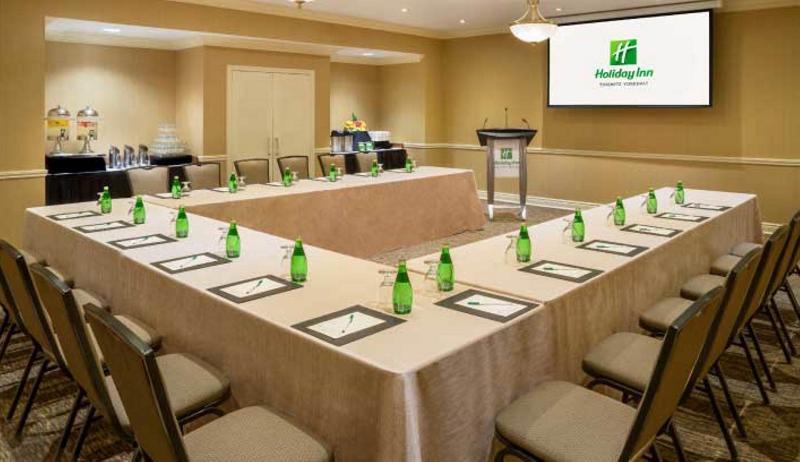 Holiday Inn Toronto - Yorkdale Exterior photo