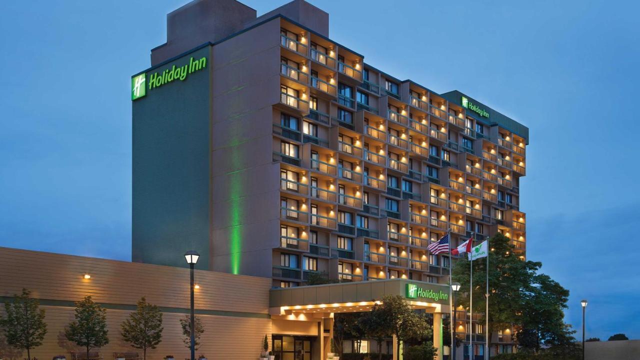 Holiday Inn Toronto - Yorkdale Exterior photo